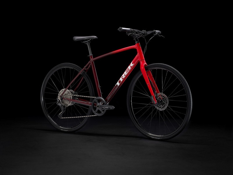TREK トレック FX 3 DISC Viper Red to Cobra Blood Fade  クロスバイク