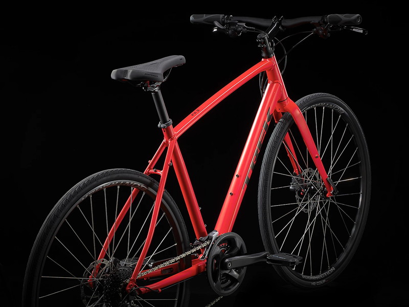 TREK トレック FX 2 DISC Satin Viper Red  クロスバイク