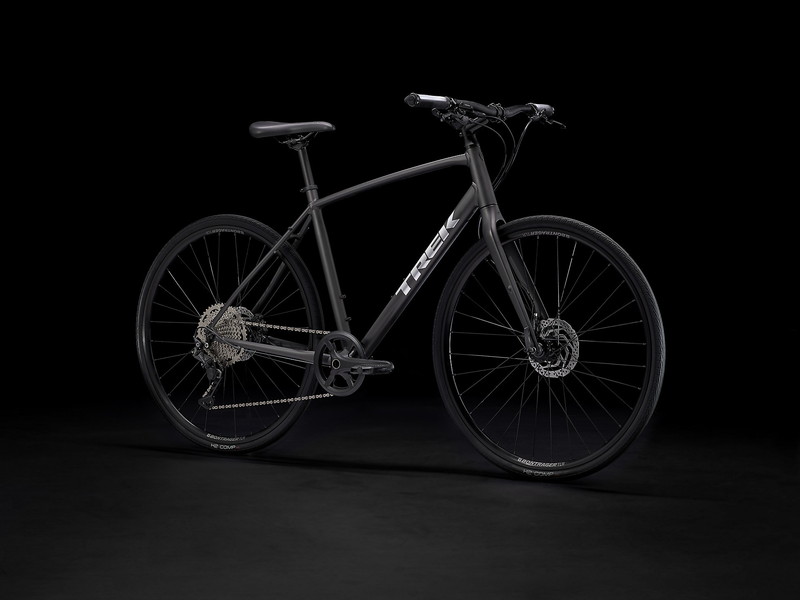 TREK トレック FX 3 DISC Matte Dnister Black   クロスバイク