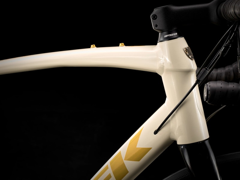 TREK トレック Domane ドマーネ AL 4 Gen 3 Era White/Carbon Smoke