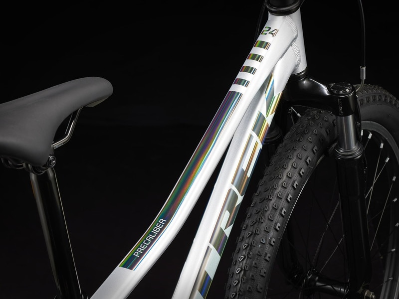 TREK トレック Precaliber プレキャリバー 24 8-speed Suspension Quicksilver  キッズバイク