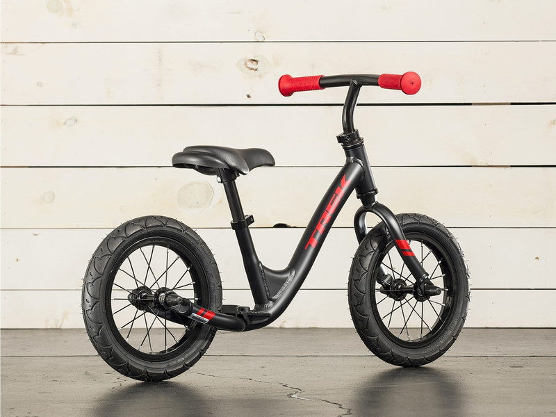 TREK トレック Kickster Matte Trek Black  キックバイク(キッズバイク)
