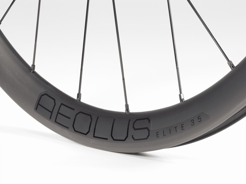 Bontrager ボントレガー Aeolus Elite 35 TLR ディスク Rear, Shimano/SRAM Road 9/10/11-speed  ロードホイール