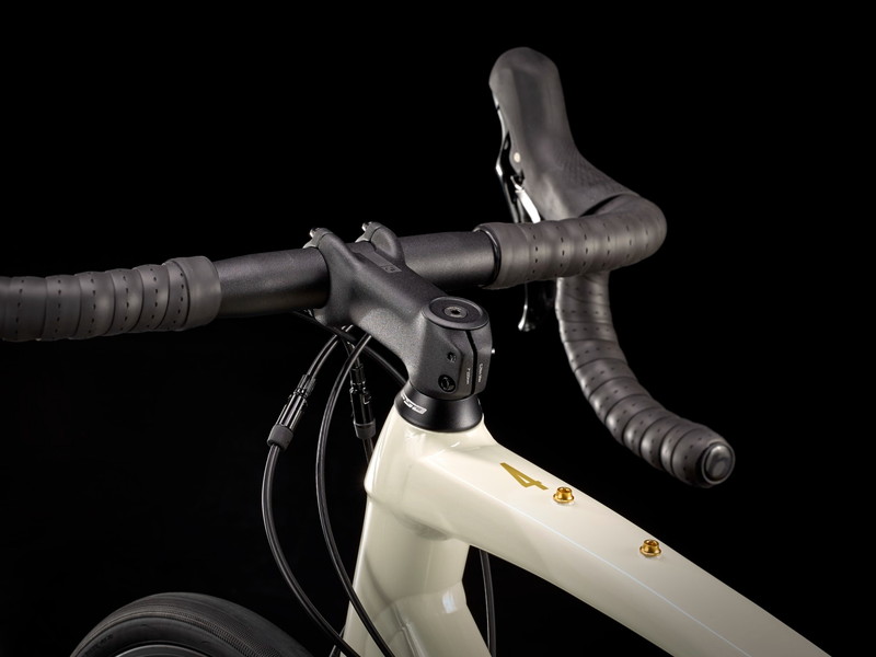 TREK トレック Domane ドマーネ AL 4 Gen 3 Era White/Carbon Smoke