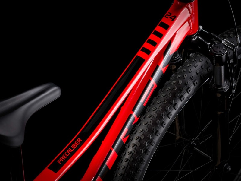 TREK トレック Precaliber プレキャリバー 24 8-speed Suspension Radioactive Red  キッズバイク