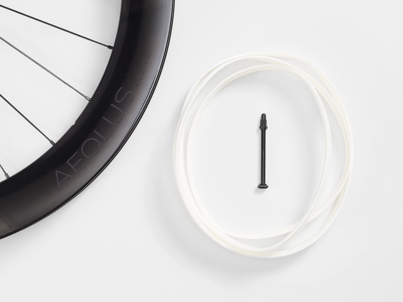 Bontrager ボントレガー Aeolus RSL 62 TLR ディスク Rear, Shimano/SRAM Road 10/11-speed  ロードホイール