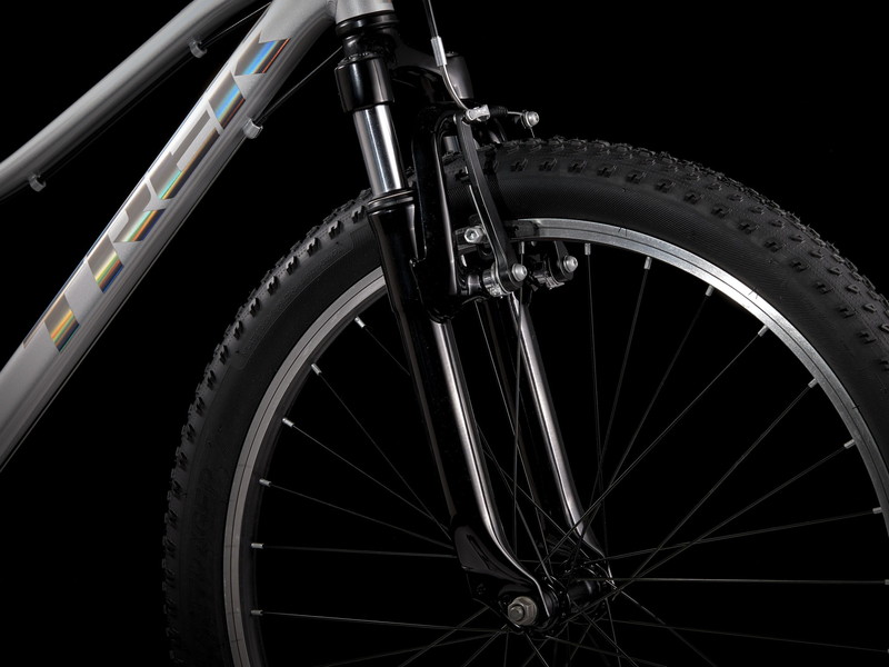 TREK トレック Precaliber プレキャリバー 24 8-speed Suspension Quicksilver  キッズバイク