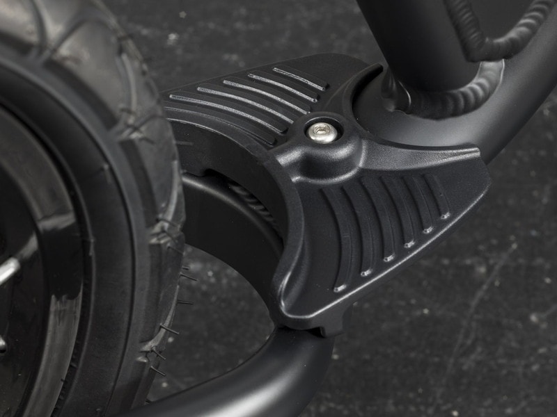 TREK トレック Kickster Matte Trek Black  キックバイク(キッズバイク)
